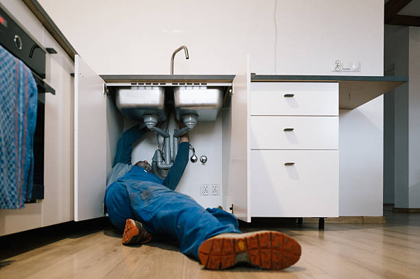 Professional Drain Cleaning technician working in Cuba, IL